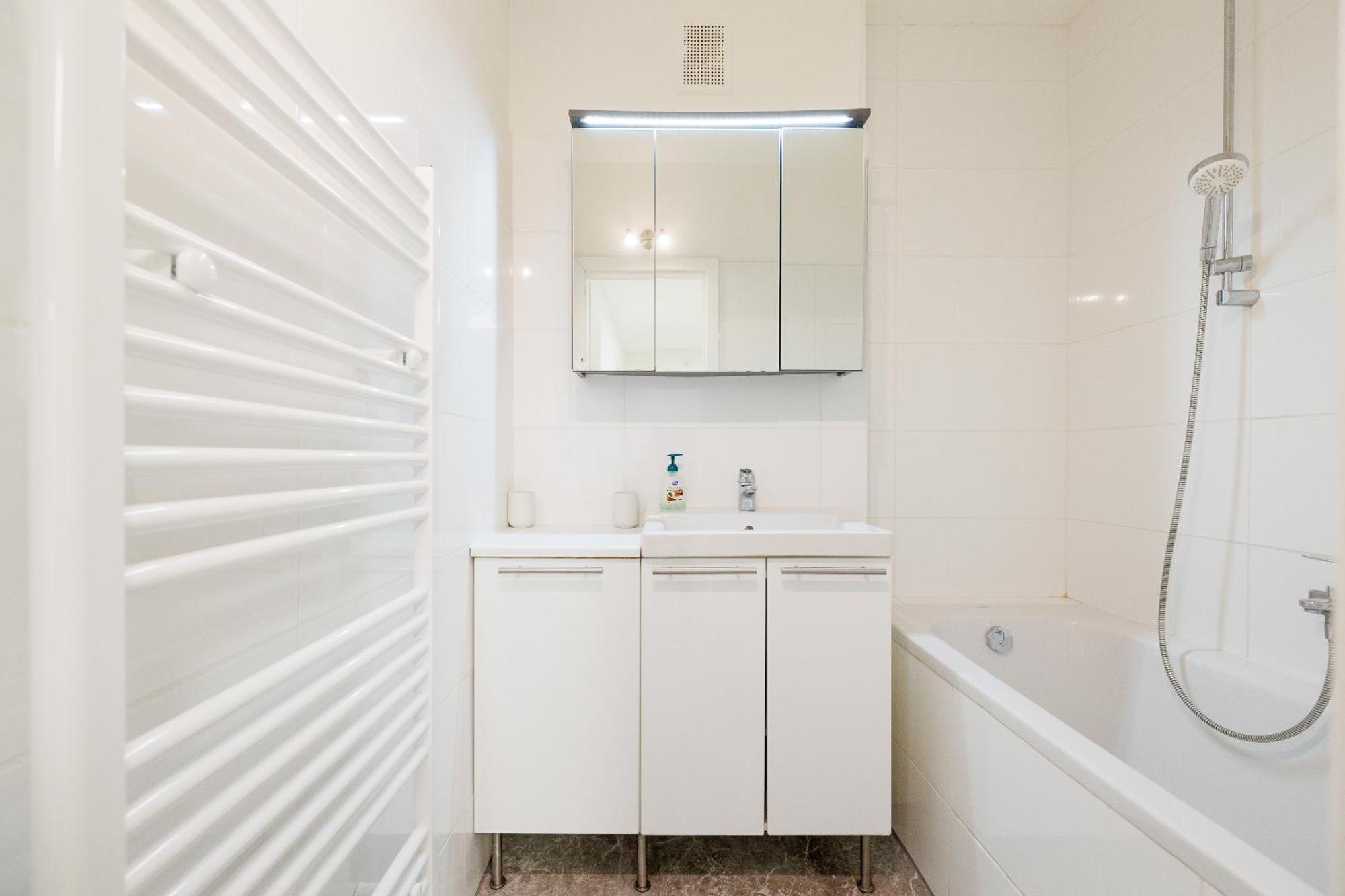 Cozy, Spacious And Charming 4 Bedrooms Apartament 비엔나 외부 사진